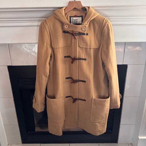 Abercrombie & Fitch Outerwear Wool Beige Coat with Hooks Size Small - Picture 1 of 6